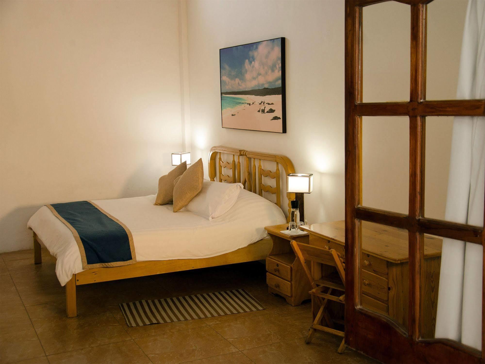 Hotel Albemarle Puerto Villamil Exterior photo
